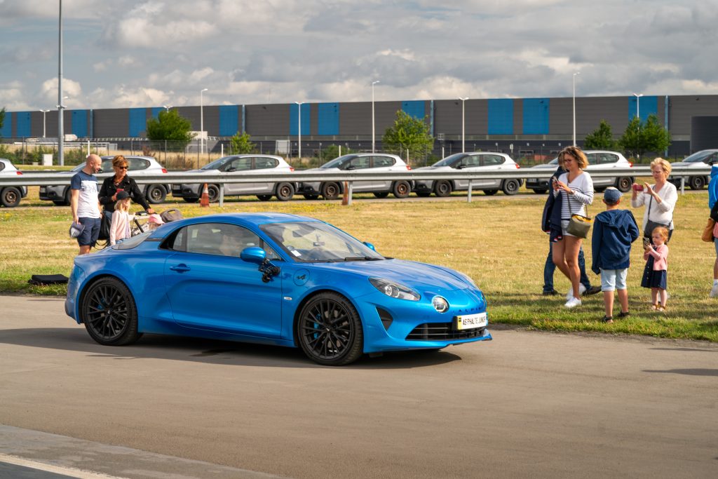 Stage de pilotage enfant en Alpine A110S