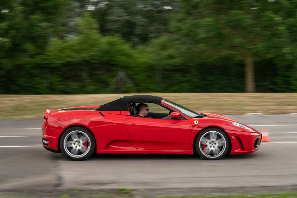 Stage de pilotage enfant en Ferrari F430