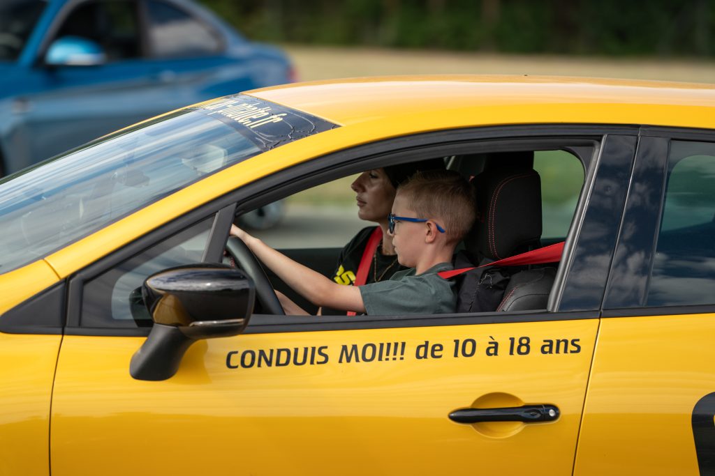 Stage de pilotage enfant en Renault Clio 4 RS